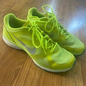 Nike Dual Fusion Training Shoes